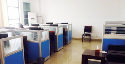 服務(wù)平臺,經(jīng)營投資管理,計算機(jī)軟件開發(fā),企業(yè)管理咨詢,商務(wù)信息咨詢等